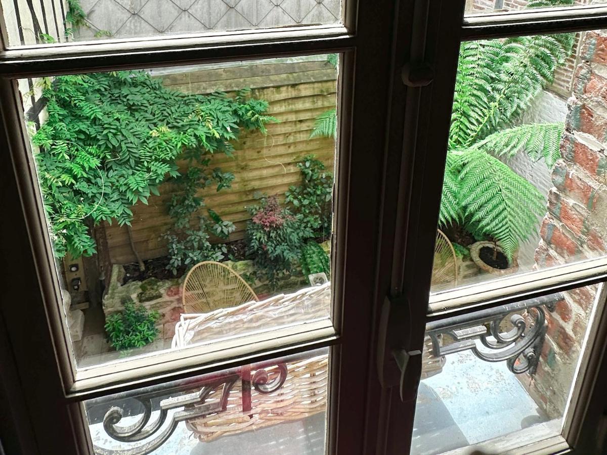 La Black / Les Romantiques A Centre Historique Appartement